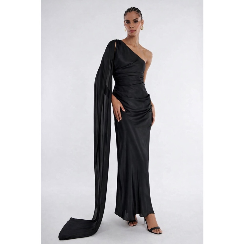 BCBGMaxAzria | Black One-Shoulder Briar Satin Maxi Gown w/ Side Slit ~ NWT US 4 - Picture 3 of 11